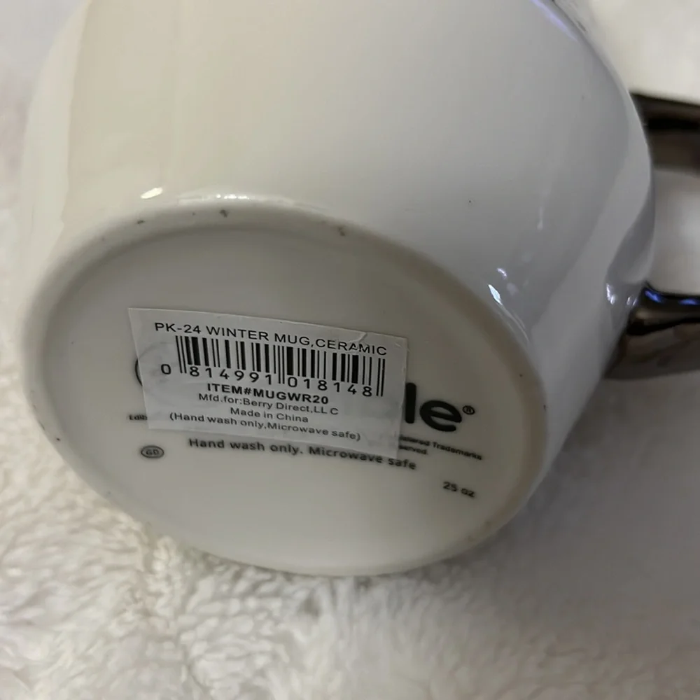 New With Tag 25 Ounce Edible Arrangements Winter Ceramic Mug Snowflake Star